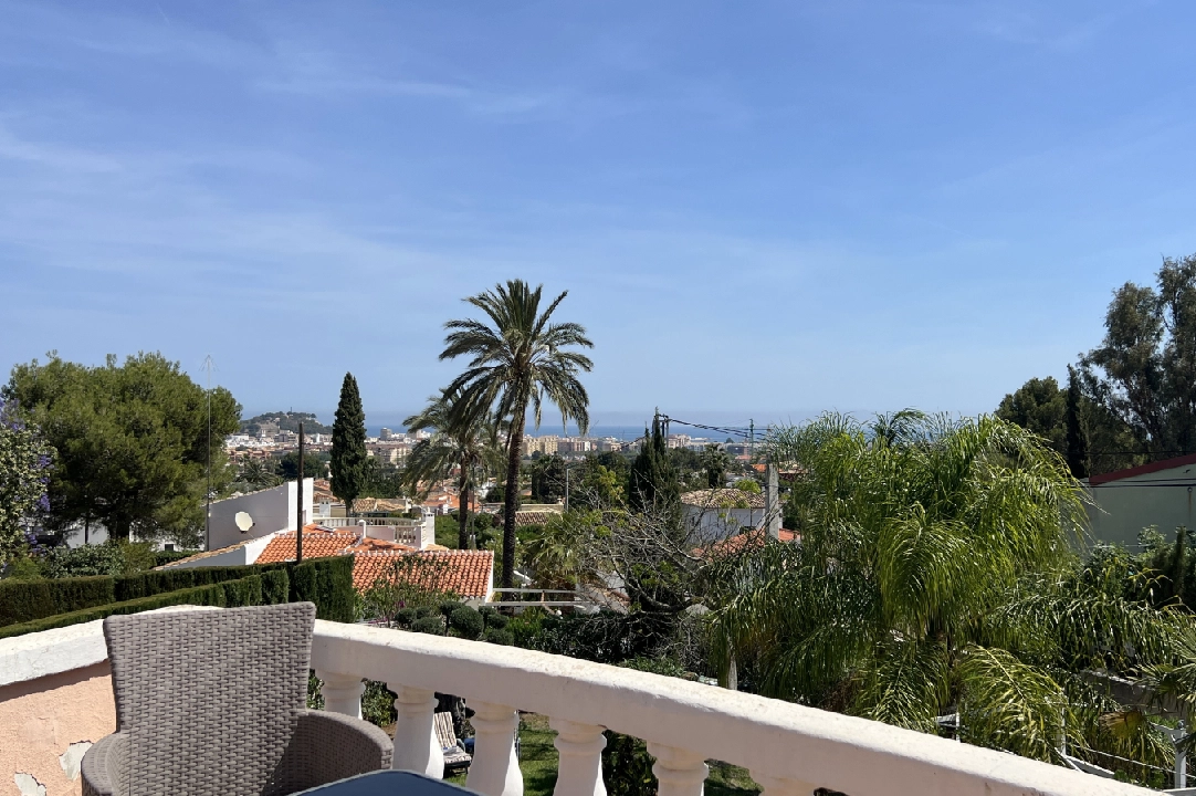 Villa in Denia(La Pedrera) te koop, woonoppervlakte 233 m², Bouwjaar 1990, Staat netjes, + Centrale verwarming, Airconditioning, grondstuk 800 m², 3 slapkamer, 3 badkamer, Zwembad, ref.: SC-T0524-30