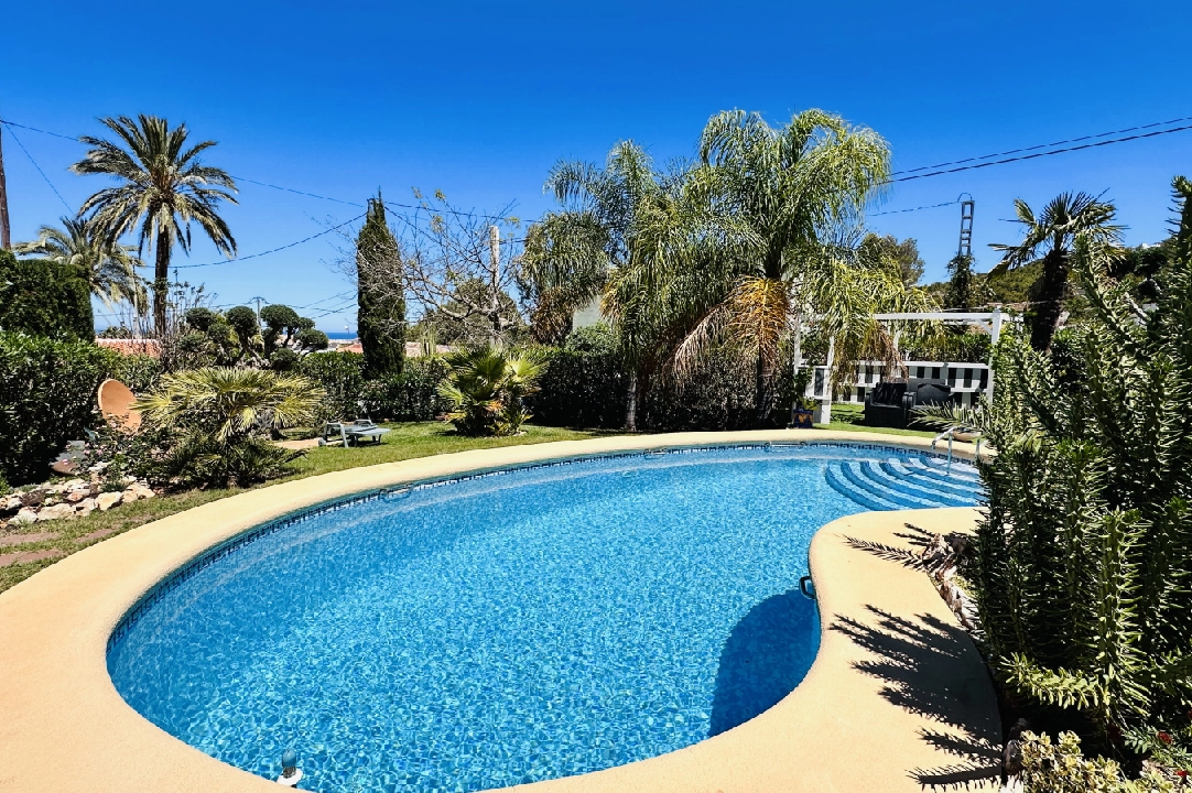 Villa in Denia(La Pedrera) te koop, woonoppervlakte 233 m², Bouwjaar 1990, Staat netjes, + Centrale verwarming, Airconditioning, grondstuk 800 m², 3 slapkamer, 3 badkamer, Zwembad, ref.: SC-T0524-42