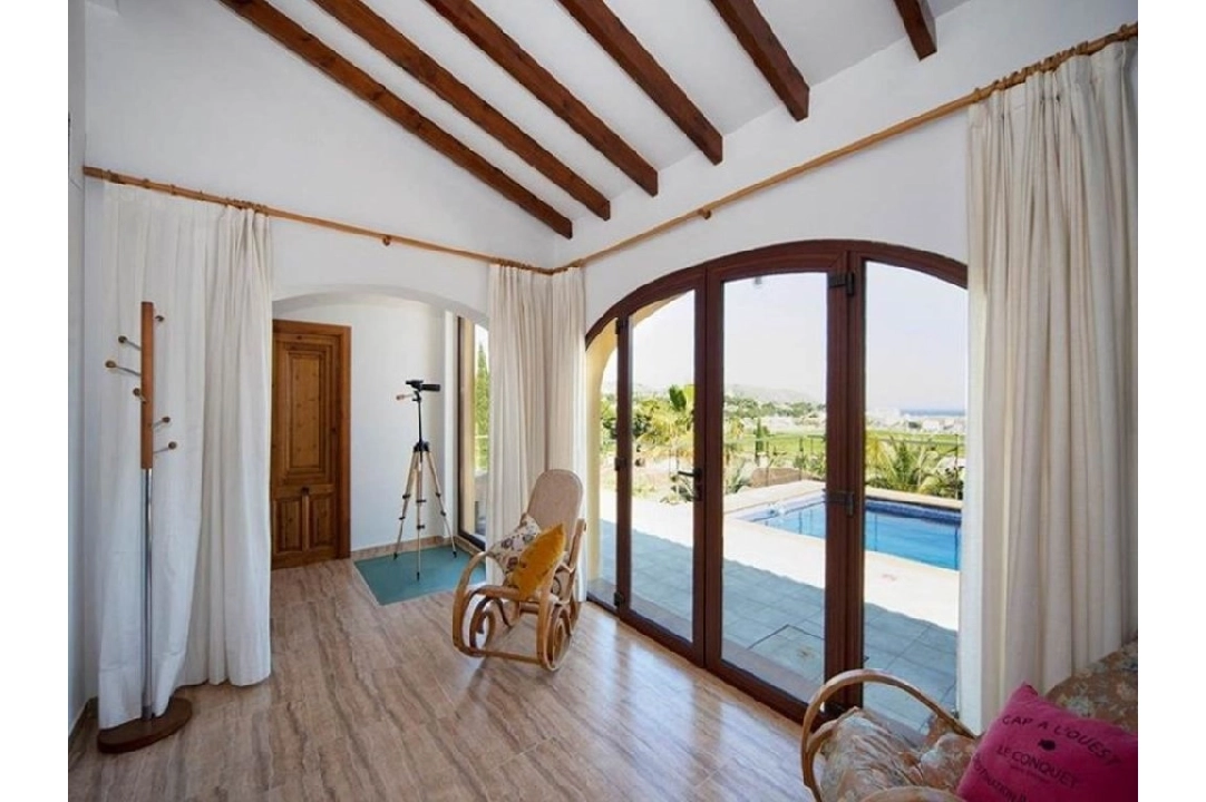 Villa in Moraira(Sabatera) te koop, woonoppervlakte 368 m², Airconditioning, grondstuk 1107 m², 7 slapkamer, 4 badkamer, ref.: BP-6021MOR-19