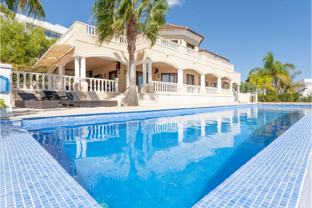 Villa in Calpe(Ragol de Galeno) te koop, woonoppervlakte 670 m², Airconditioning, grondstuk 1850 m², 5 slapkamer, 5 badkamer, Zwembad, ref.: BP-6135CAL-1