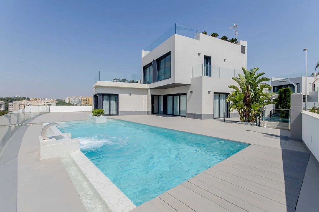 Villa in Dehesa de Campoamor te koop, woonoppervlakte 318 m², Staat Eerste bewoning, grondstuk 500 m², 3 slapkamer, 3 badkamer, Zwembad, ref.: HA-DCN-100-E13-1