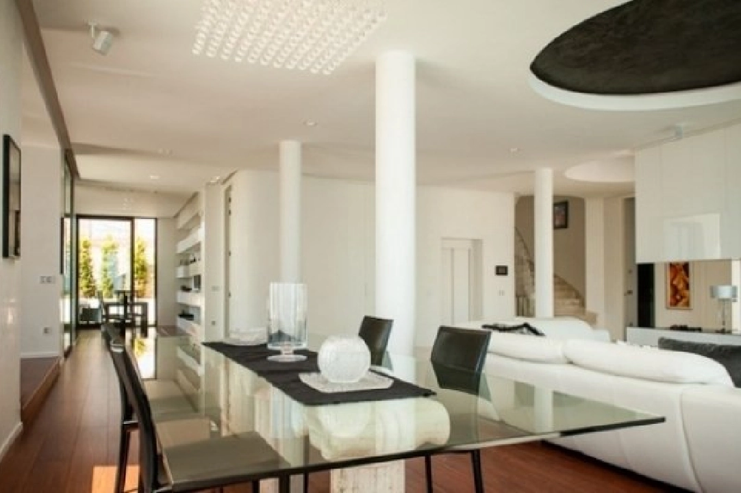 Villa in Benidorm te koop, woonoppervlakte 600 m², grondstuk 1000 m², 6 badkamer, ref.: BS-3974651-11