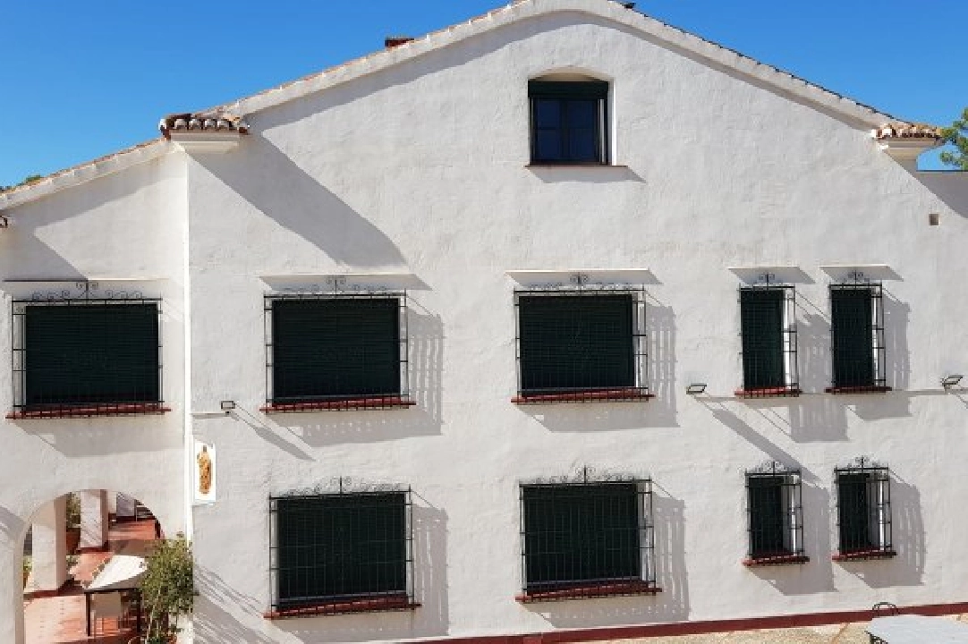 Villa in Gandia te koop, woonoppervlakte 1300 m², grondstuk 200000 m², 20 badkamer, ref.: BS-3974641-23