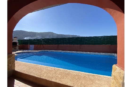 Finca in Pedreguer(Campo) zu verkaufen, Wohnfläche 150 m², Baujahr 1980, Zustand gepflegt, Klimaanlage, Grundstück 700 m², 4 Schlafzimmer, 2 Badezimmer, Pool, ref.: GC-0322-3