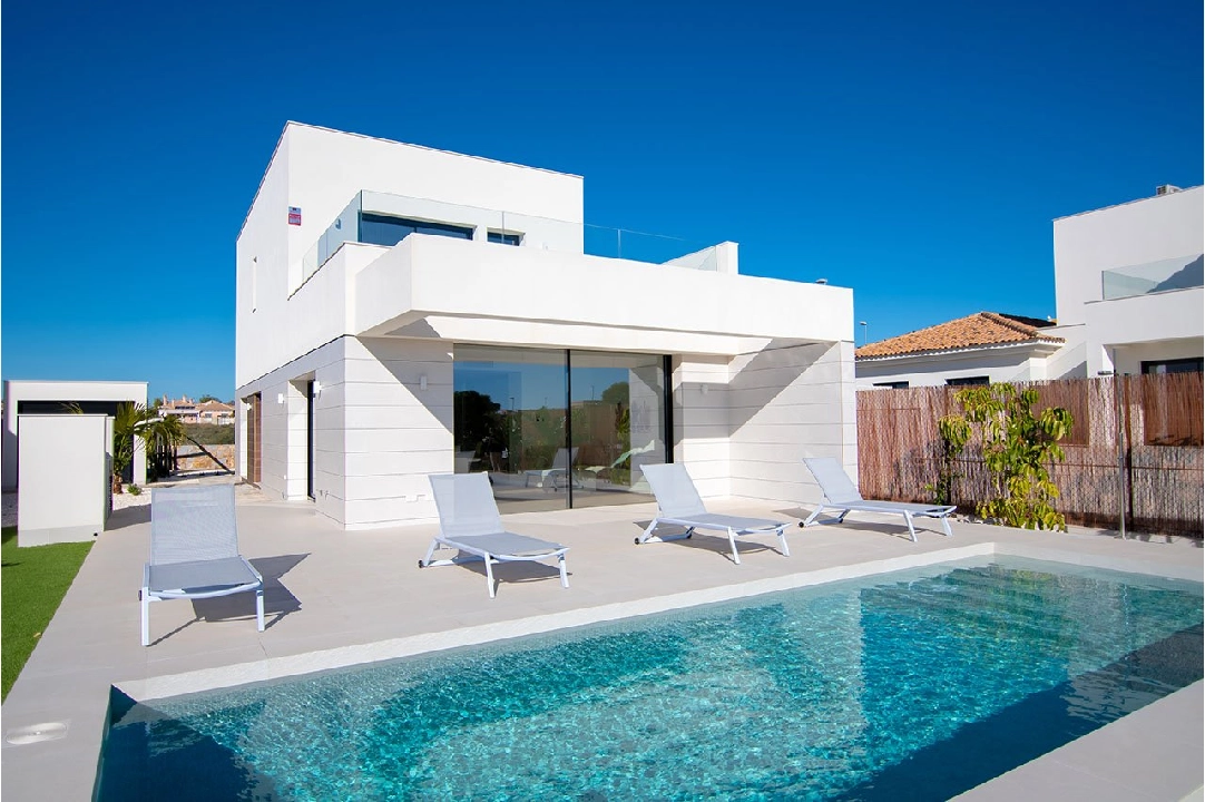Villa in Los Montesinos te koop, woonoppervlakte 159 m², Staat Eerste bewoning, Airconditioning, grondstuk 367 m², 3 slapkamer, 2 badkamer, Zwembad, ref.: HA-MSN-120-E02-1