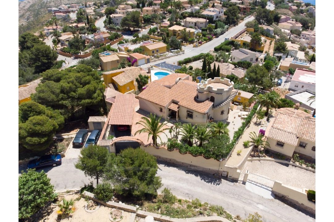 Villa in Benitachell(Cumbre del Sol) te koop, woonoppervlakte 237 m², + Centrale verwarming, grondstuk 1011 m², 5 slapkamer, 3 badkamer, Zwembad, ref.: NL-NLD1394-17