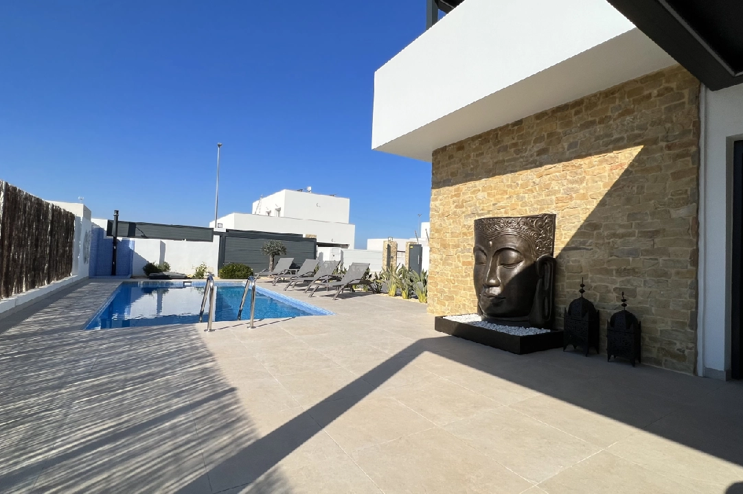 Villa in El Vergel voor vakantie, woonoppervlakte 149 m², Bouwjaar 2020, Staat als nieuw, + Vloerverwarming, Airconditioning, grondstuk 400 m², 3 slapkamer, 3 badkamer, Zwembad, ref.: T-0123-2