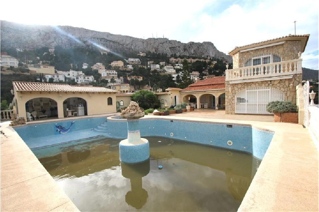 Villa in Calpe te koop, woonoppervlakte 609 m², grondstuk 3102 m², 4 slapkamer, 4 badkamer, Zwembad, ref.: COB-3330-24