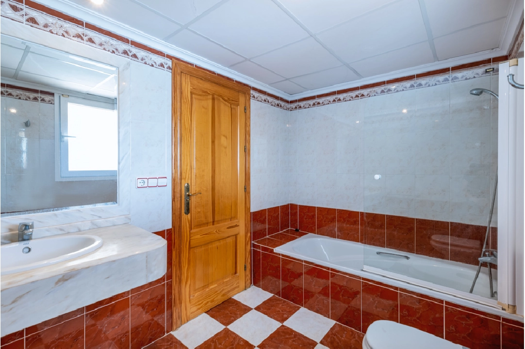 Villa in Javea(adsubia toscamar) te koop, woonoppervlakte 196 m², Airconditioning, grondstuk 703 m², 5 slapkamer, 4 badkamer, ref.: BP-4258JAV-14