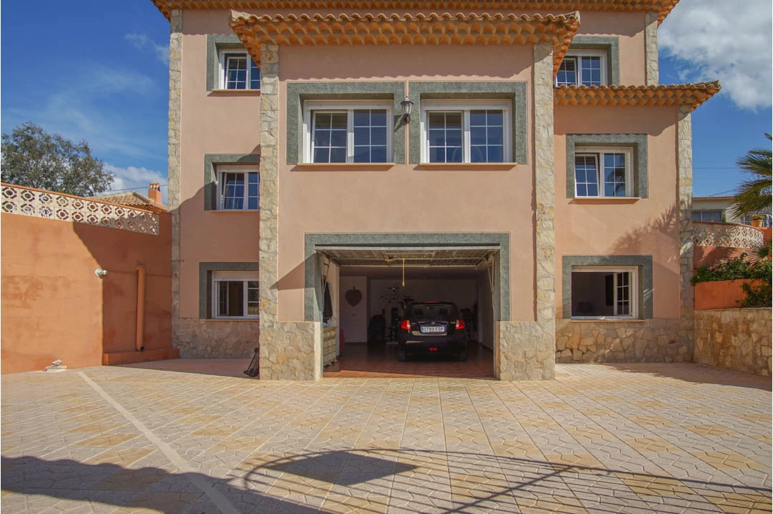 Villa in Calpe(Partida La Calalga) te koop, woonoppervlakte 345 m², Airconditioning, grondstuk 867 m², 5 slapkamer, 3 badkamer, Zwembad, ref.: BP-7016CAL-26