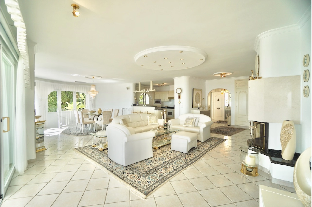 Villa in Moraira(San Jaime) te koop, woonoppervlakte 315 m², grondstuk 1235 m², 4 slapkamer, 3 badkamer, Zwembad, ref.: CA-H-1695-AMBE-14