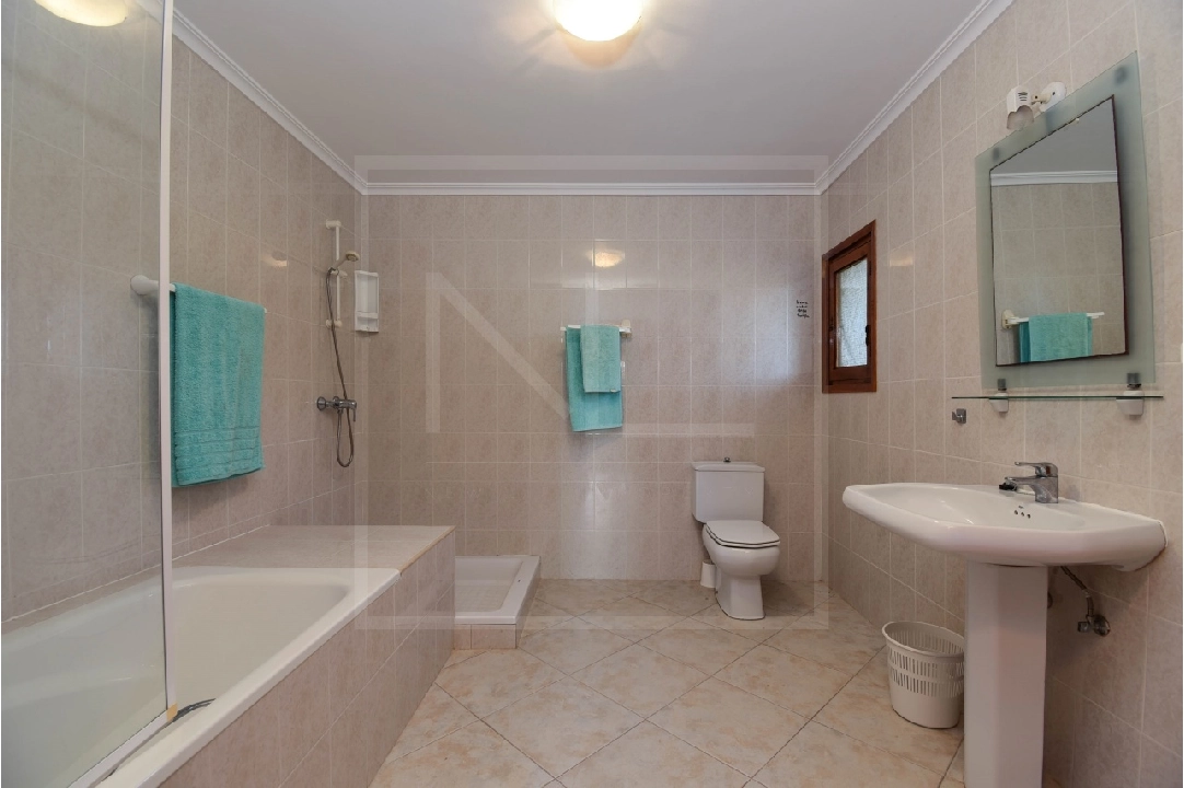 Villa in Benitachell te koop, woonoppervlakte 421 m², grondstuk 1805 m², 7 slapkamer, 6 badkamer, Zwembad, ref.: NL-NLD1525-26