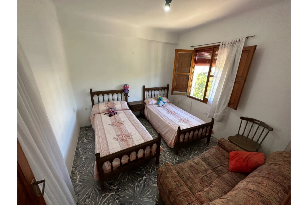 Villa in Pego te koop, woonoppervlakte 120 m², Bouwjaar 1972, + Oven, Airconditioning, grondstuk 4200 m², 4 slapkamer, 1 badkamer, Zwembad, ref.: O-V87714D-15