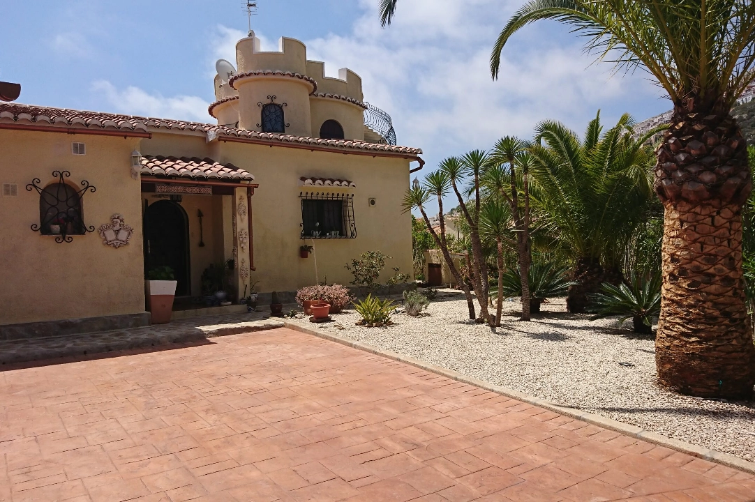 Villa in Benitachell(Cumbre del Sol) te koop, woonoppervlakte 237 m², Airconditioning, grondstuk 1011 m², 5 slapkamer, 3 badkamer, Zwembad, ref.: BP-4339BELL-47