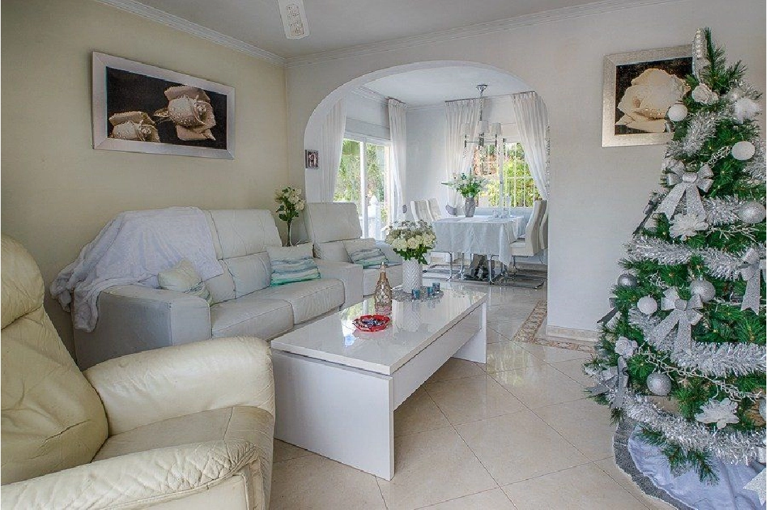 Villa in La Nucia(La nucia) te koop, woonoppervlakte 173 m², Airconditioning, grondstuk 680 m², 4 slapkamer, 1 badkamer, Zwembad, ref.: AM-1007DA-3700-11