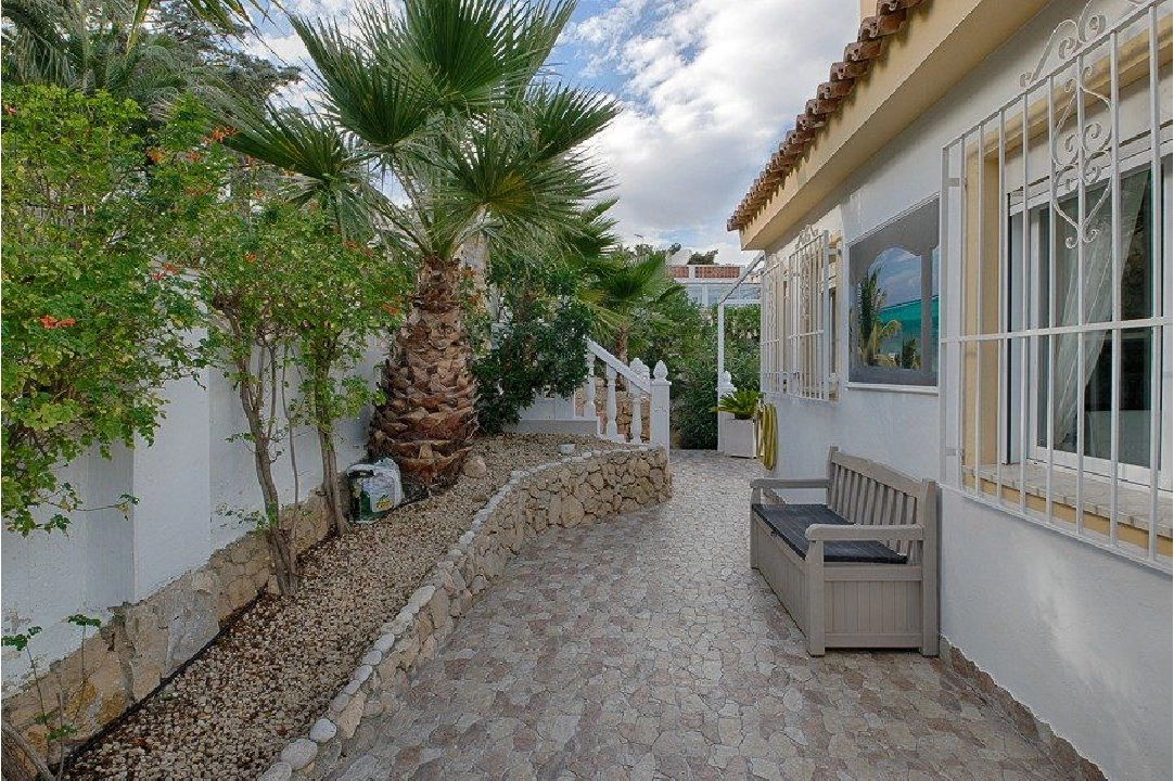 Villa in La Nucia(La nucia) te koop, woonoppervlakte 173 m², Airconditioning, grondstuk 680 m², 4 slapkamer, 1 badkamer, Zwembad, ref.: AM-1007DA-3700-29