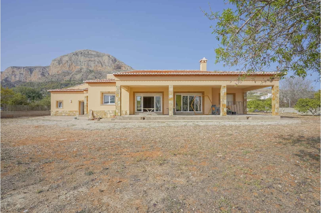 Villa in Javea(Montgo Toscamar) te koop, woonoppervlakte 312 m², grondstuk 1500 m², 4 slapkamer, 2 badkamer, ref.: BP-4364JAV-1