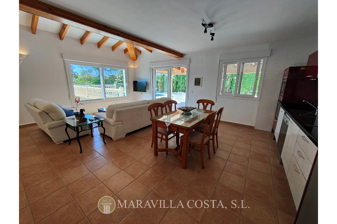 Villa in Javea(Costa Nova) te koop, woonoppervlakte 330 m², Airconditioning, grondstuk 1610 m², 5 slapkamer, 3 badkamer, Zwembad, ref.: MV-M-2500-32