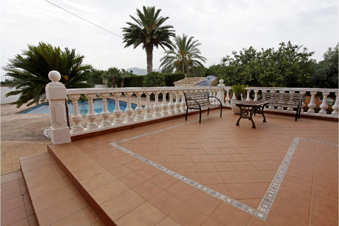 Villa in Denia(Torrecarrals) te koop, woonoppervlakte 442 m², Staat netjes, + Centrale verwarming, grondstuk 4441 m², 3 slapkamer, 4 badkamer, Zwembad, ref.: MNC-0124-51