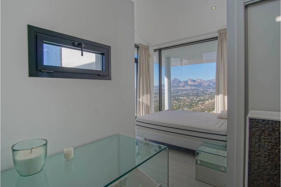 Villa in Altea(Altea Hills) te koop, woonoppervlakte 547 m², Airconditioning, grondstuk 908 m², 6 slapkamer, 5 badkamer, Zwembad, ref.: BP-7056ALT-38