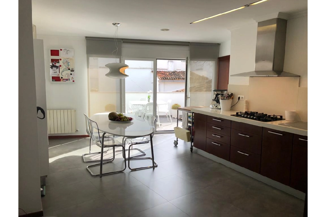 Penthouse Apartment in Pego te koop, woonoppervlakte 127 m², Bouwjaar 2003, + Centrale verwarming, Airconditioning, 3 slapkamer, 2 badkamer, Zwembad, ref.: O-V89814-5