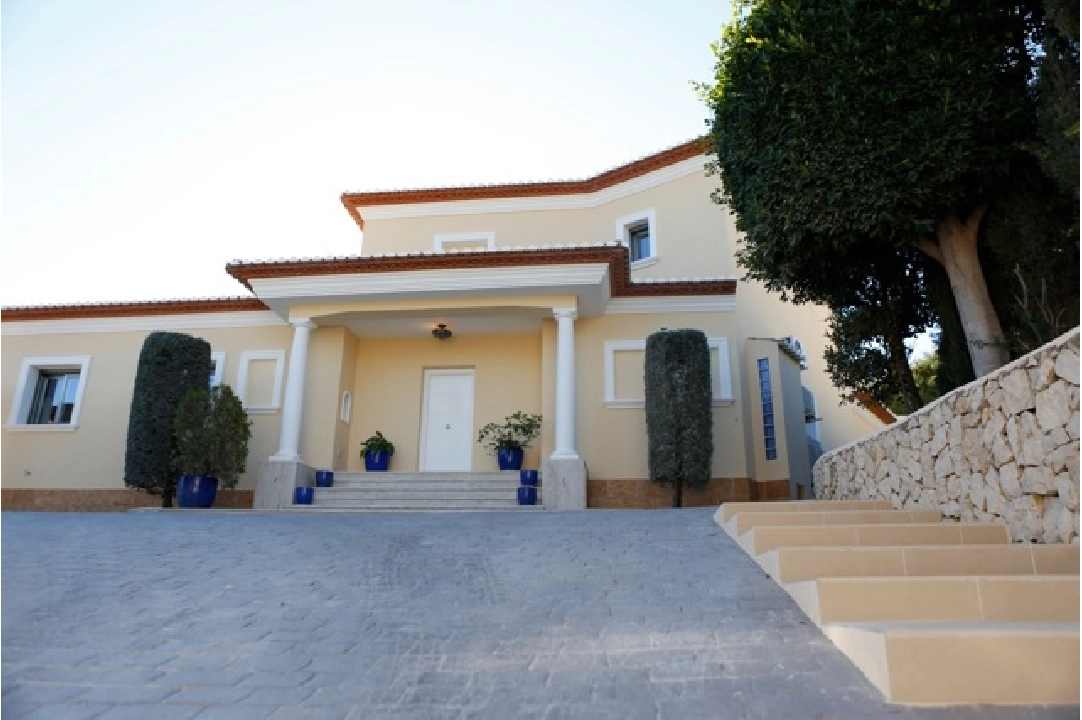 Villa in Benissa(Buenavista) te koop, woonoppervlakte 464 m², Bouwjaar 2015, Airconditioning, grondstuk 1131 m², 4 slapkamer, 4 badkamer, Zwembad, ref.: BI-BE.H-906-11