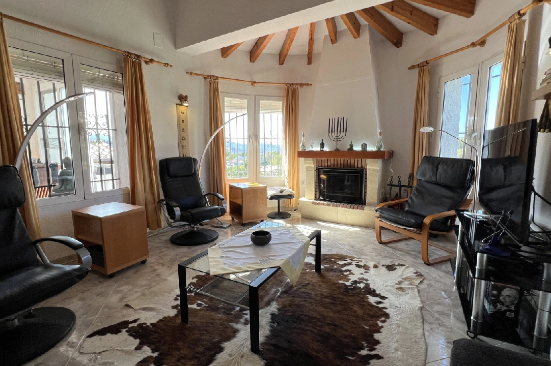 Villa in Pego-Monte Pego(Almunia) te koop, woonoppervlakte 177 m², Bouwjaar 2001, Staat netjes, + KLIMA, Airconditioning, grondstuk 1300 m², 5 slapkamer, 3 badkamer, Zwembad, ref.: RG-0224-9