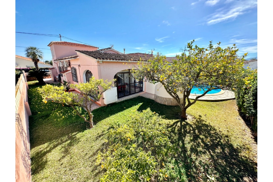 Villa in Els Poblets te koop, woonoppervlakte 186 m², Bouwjaar 1979, + Centrale verwarming, Airconditioning, grondstuk 515 m², 4 slapkamer, 2 badkamer, Zwembad, ref.: O-V88714D-1