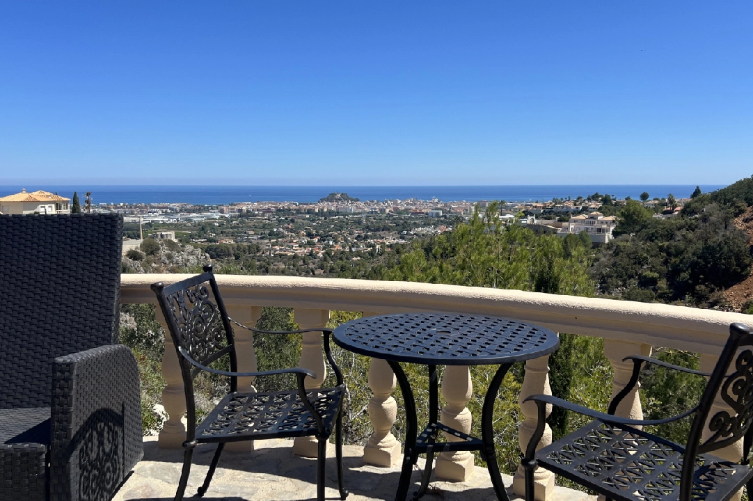 Villa in Denia(Marquesa V) voor vakantie, woonoppervlakte 216 m², Bouwjaar 1995, Staat Gedeeltelijk volledig geregeenveerd, + KLIMA, Airconditioning, grondstuk 1 m², 3 slapkamer, 2 badkamer, Zwembad, ref.: T-1323-22