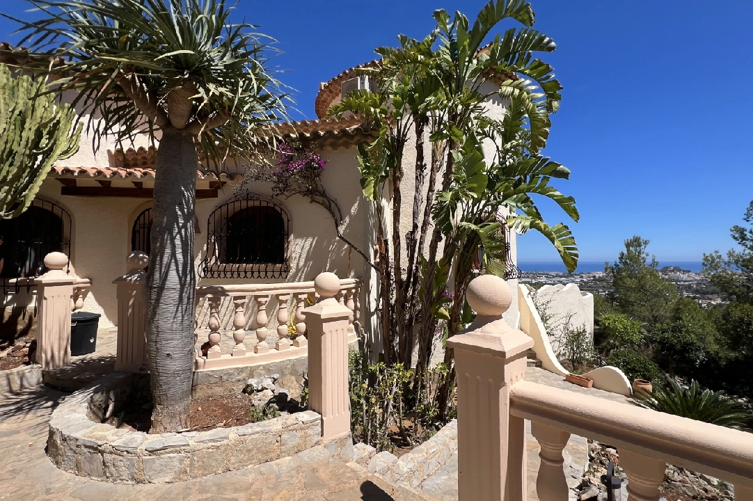 Villa in Denia(Marquesa V) voor vakantie, woonoppervlakte 216 m², Bouwjaar 1995, Staat Gedeeltelijk volledig geregeenveerd, + KLIMA, Airconditioning, grondstuk 1 m², 3 slapkamer, 2 badkamer, Zwembad, ref.: T-1323-29