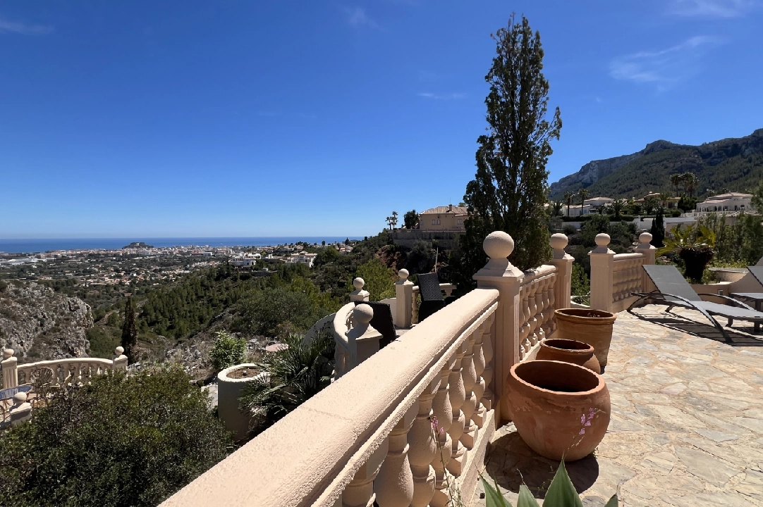 Villa in Denia(Marquesa V) voor vakantie, woonoppervlakte 216 m², Bouwjaar 1995, Staat Gedeeltelijk volledig geregeenveerd, + KLIMA, Airconditioning, grondstuk 1 m², 3 slapkamer, 2 badkamer, Zwembad, ref.: T-1323-34