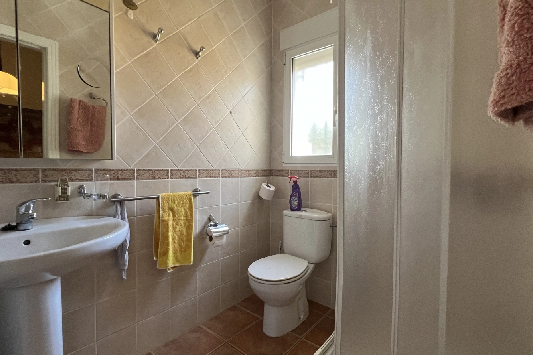 Villa in Pego te koop, woonoppervlakte 194 m², Bouwjaar 2003, Staat netjes, + Centrale verwarming, Airconditioning, grondstuk 600 m², 3 slapkamer, 3 badkamer, ref.: RG-0324-22