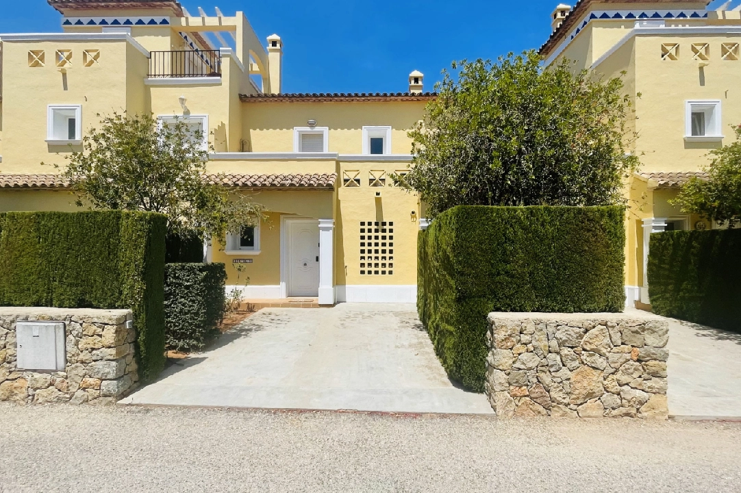 Reihenhaus in Denia-La Sella(La Sella) te koop, woonoppervlakte 92 m², Bouwjaar 2002, Airconditioning, grondstuk 64 m², 2 slapkamer, 2 badkamer, Zwembad, ref.: JS-0924-1