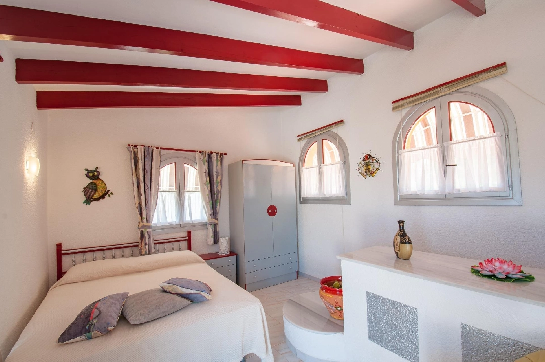 Villa in Benissa(Baladrar) te koop, woonoppervlakte 205 m², Airconditioning, grondstuk 780 m², 3 slapkamer, 2 badkamer, Zwembad, ref.: AM-12220DA-3700-31