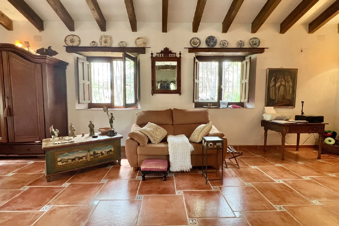 Villa in Denia-La Sella te koop, woonoppervlakte 250 m², Bouwjaar 1997, Staat netjes, + Centrale verwarming, Airconditioning, grondstuk 6652 m², 4 slapkamer, 3 badkamer, Zwembad, ref.: FK-0724-7