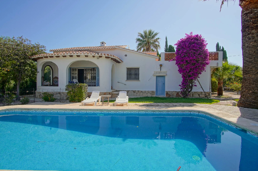 Villa in Denia(Santa Paula) te koop, woonoppervlakte 150 m², Airconditioning, grondstuk 1505 m², 4 slapkamer, 2 badkamer, ref.: BP-8178DEN-1