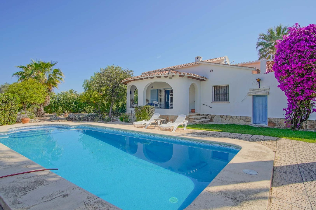 Villa in Denia(Santa Paula) te koop, woonoppervlakte 150 m², Airconditioning, grondstuk 1505 m², 4 slapkamer, 2 badkamer, ref.: BP-8178DEN-19