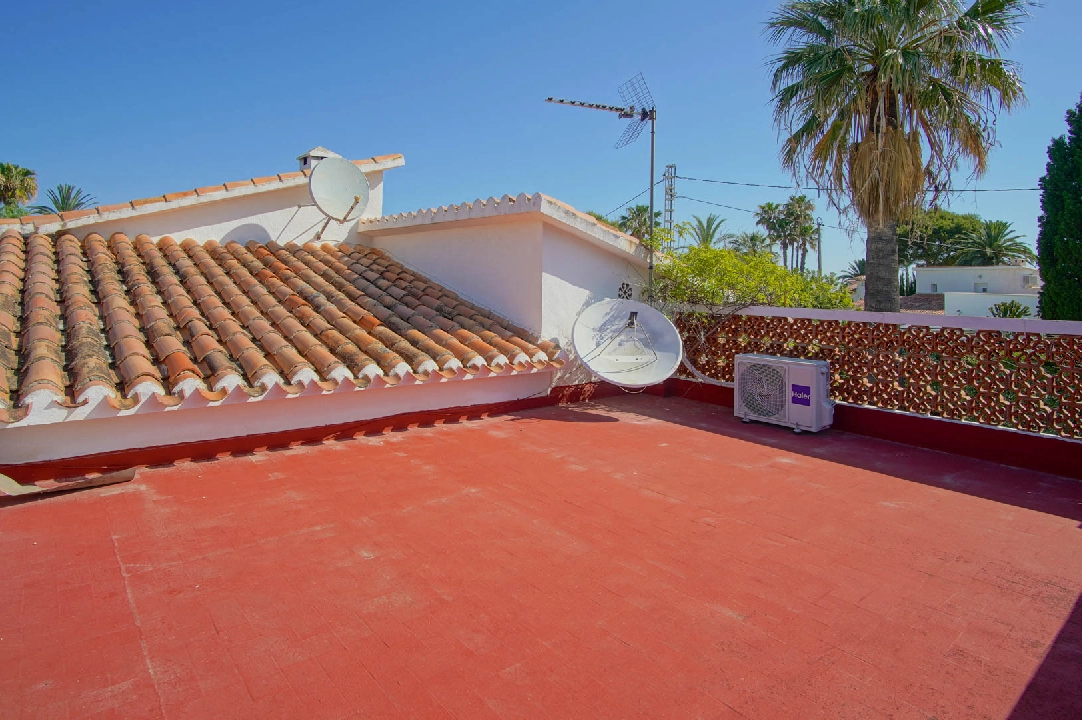 Villa in Denia(Santa Paula) te koop, woonoppervlakte 150 m², Airconditioning, grondstuk 1505 m², 4 slapkamer, 2 badkamer, ref.: BP-8178DEN-20