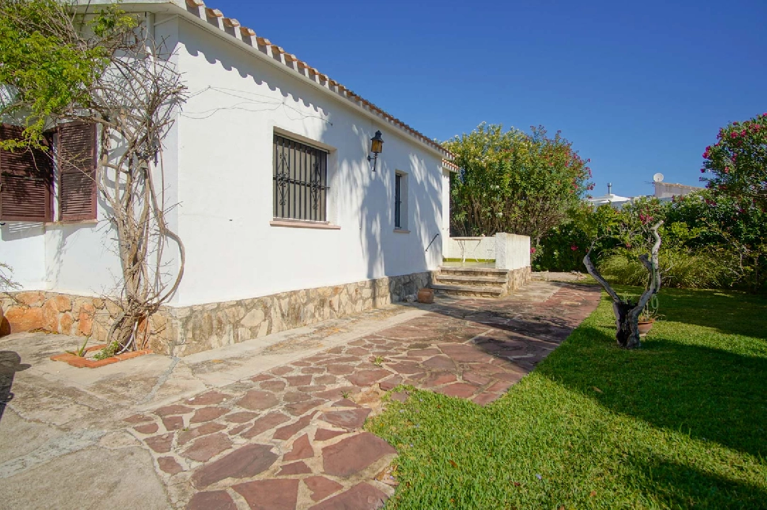 Villa in Denia(Santa Paula) te koop, woonoppervlakte 150 m², Airconditioning, grondstuk 1505 m², 4 slapkamer, 2 badkamer, ref.: BP-8178DEN-3