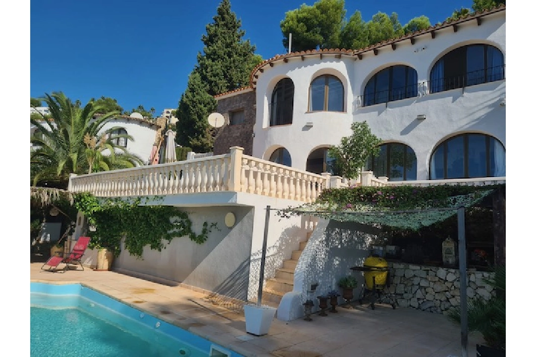 Villa in Benissa(Montemar) te koop, woonoppervlakte 165 m², Airconditioning, grondstuk 980 m², 3 slapkamer, 3 badkamer, Zwembad, ref.: CA-H-1776-AMB-1