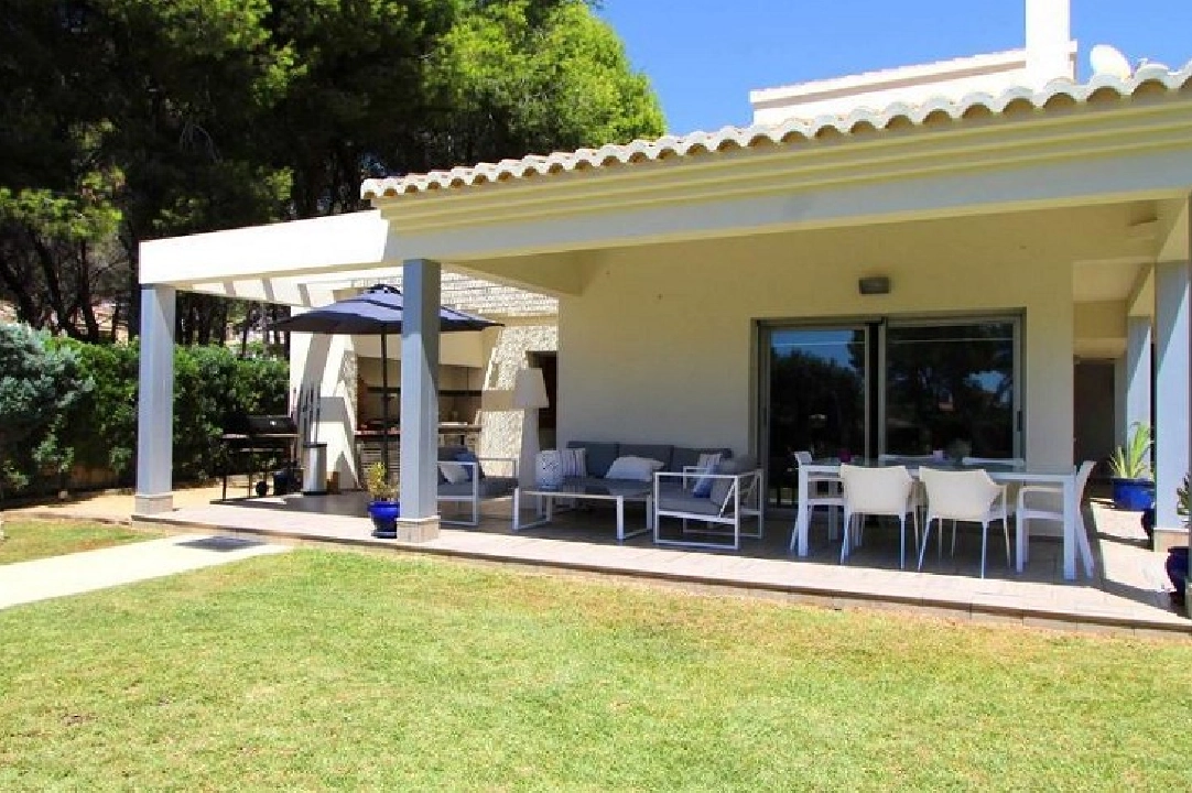 Villa in Moraira(La Cometa) te koop, woonoppervlakte 268 m², Airconditioning, grondstuk 1846 m², 5 slapkamer, 4 badkamer, Zwembad, ref.: CA-H-1780-AMB-22