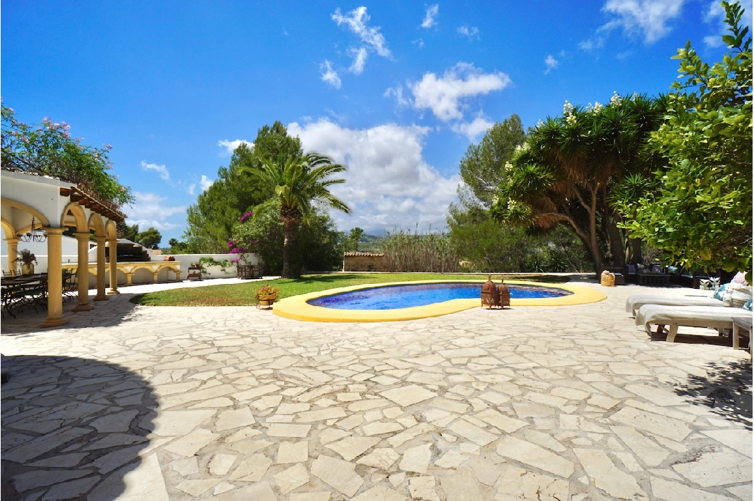 Villa in Moraira(Moraira Alcasar) te koop, woonoppervlakte 267 m², Airconditioning, grondstuk 972 m², 5 slapkamer, 3 badkamer, Zwembad, ref.: CA-H-1781-AMBI-3