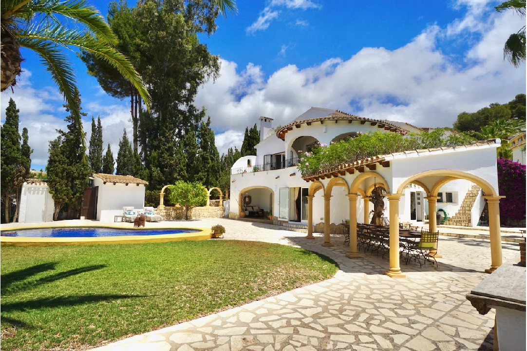 Villa in Moraira(Moraira Alcasar) te koop, woonoppervlakte 267 m², Airconditioning, grondstuk 972 m², 5 slapkamer, 3 badkamer, Zwembad, ref.: CA-H-1781-AMBI-40