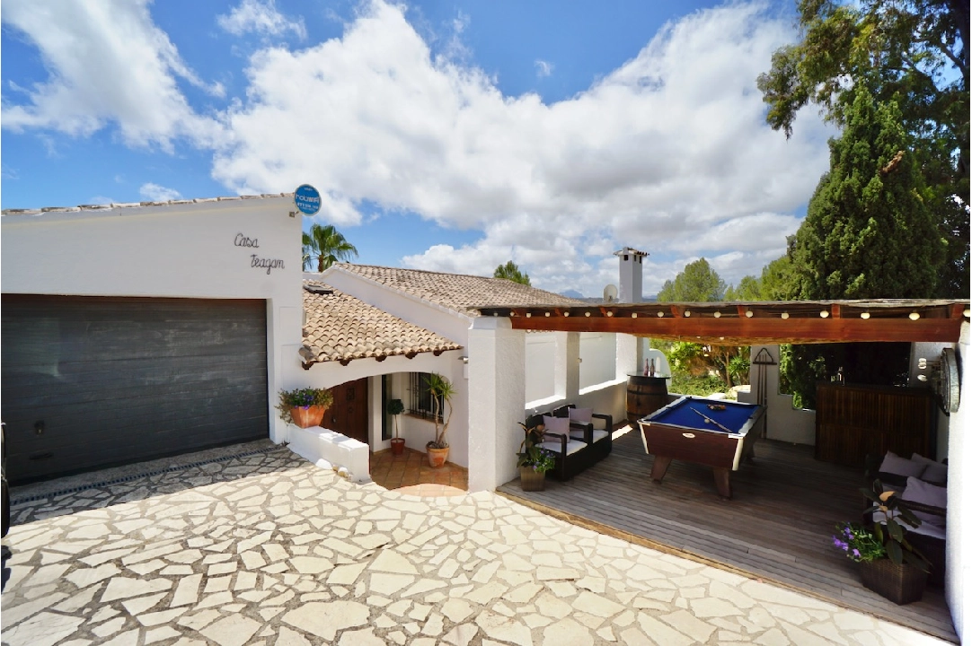 Villa in Moraira(Moraira Alcasar) te koop, woonoppervlakte 267 m², Airconditioning, grondstuk 972 m², 5 slapkamer, 3 badkamer, Zwembad, ref.: CA-H-1781-AMBI-44