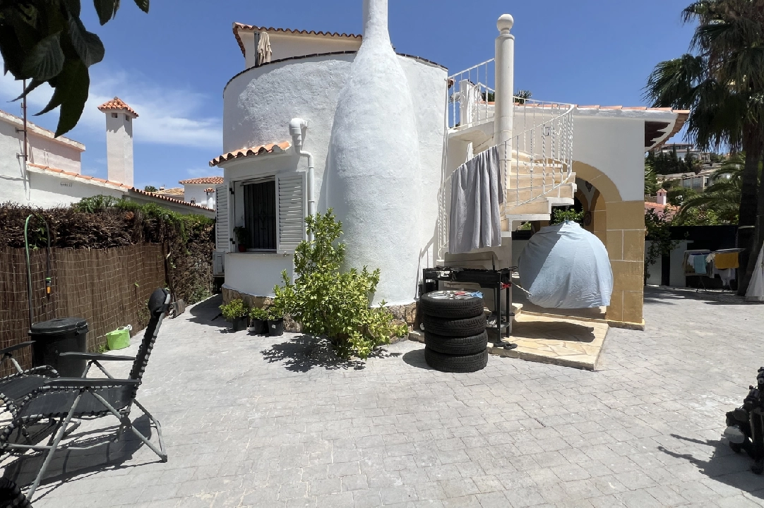 Villa in Denia(Galeretes) te koop, woonoppervlakte 100 m², Bouwjaar 1990, Staat gemoderniseerd, + Verwarming, Airconditioning, grondstuk 300 m², 2 slapkamer, 2 badkamer, ref.: GC-0124-6