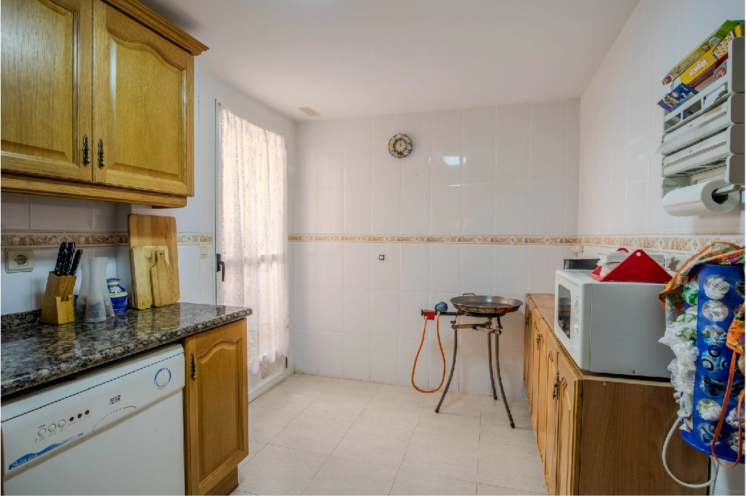 Apartment in Denia te koop, woonoppervlakte 105 m², Bouwjaar 2000, Staat netjes, + Centrale verwarming, Airconditioning, 3 slapkamer, 2 badkamer, Zwembad, ref.: MG-0424-13