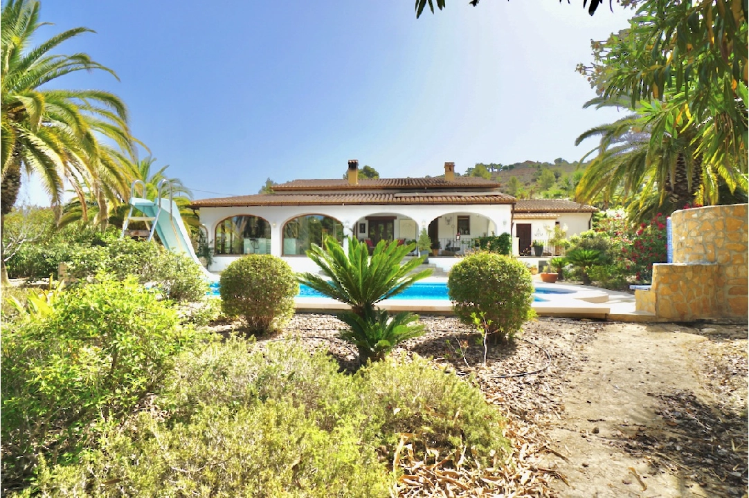 Finca in Benissa(Partida Llenes) te koop, woonoppervlakte 326 m², Airconditioning, grondstuk 18203 m², 3 slapkamer, 3 badkamer, Zwembad, ref.: CA-F-1784-AMBI-1