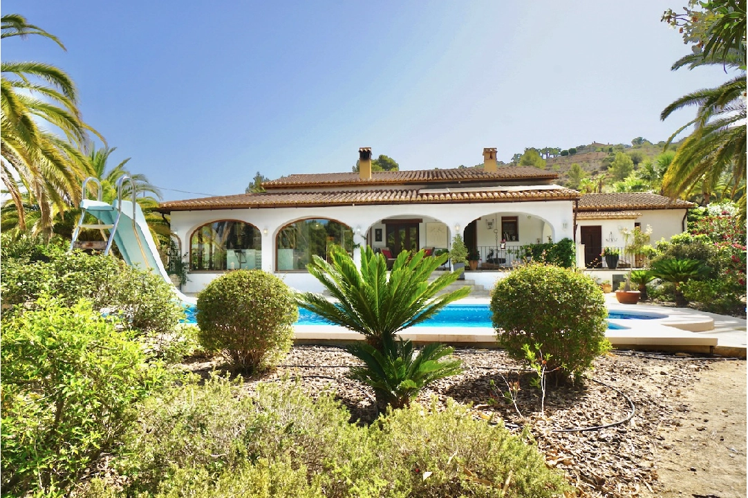 Finca in Benissa(Partida Llenes) te koop, woonoppervlakte 326 m², Airconditioning, grondstuk 18203 m², 3 slapkamer, 3 badkamer, Zwembad, ref.: CA-F-1784-AMBI-34