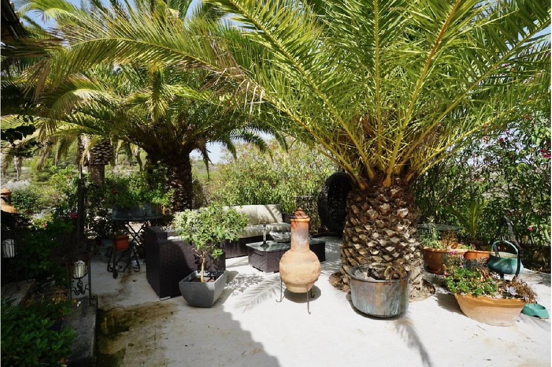 Finca in Benissa(Partida Llenes) te koop, woonoppervlakte 326 m², Airconditioning, grondstuk 18203 m², 3 slapkamer, 3 badkamer, Zwembad, ref.: CA-F-1784-AMBI-40