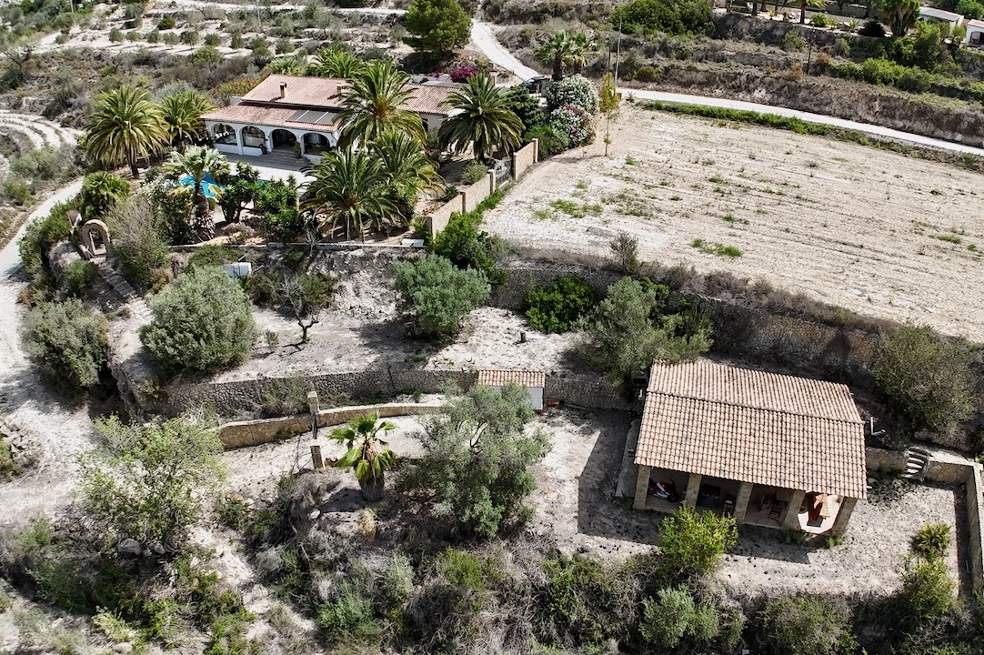 Finca in Benissa(Partida Llenes) te koop, woonoppervlakte 326 m², Airconditioning, grondstuk 18203 m², 3 slapkamer, 3 badkamer, Zwembad, ref.: CA-F-1784-AMBI-49